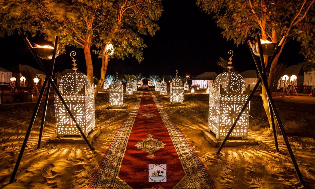 Oasis camp 沙漠營地帳篷