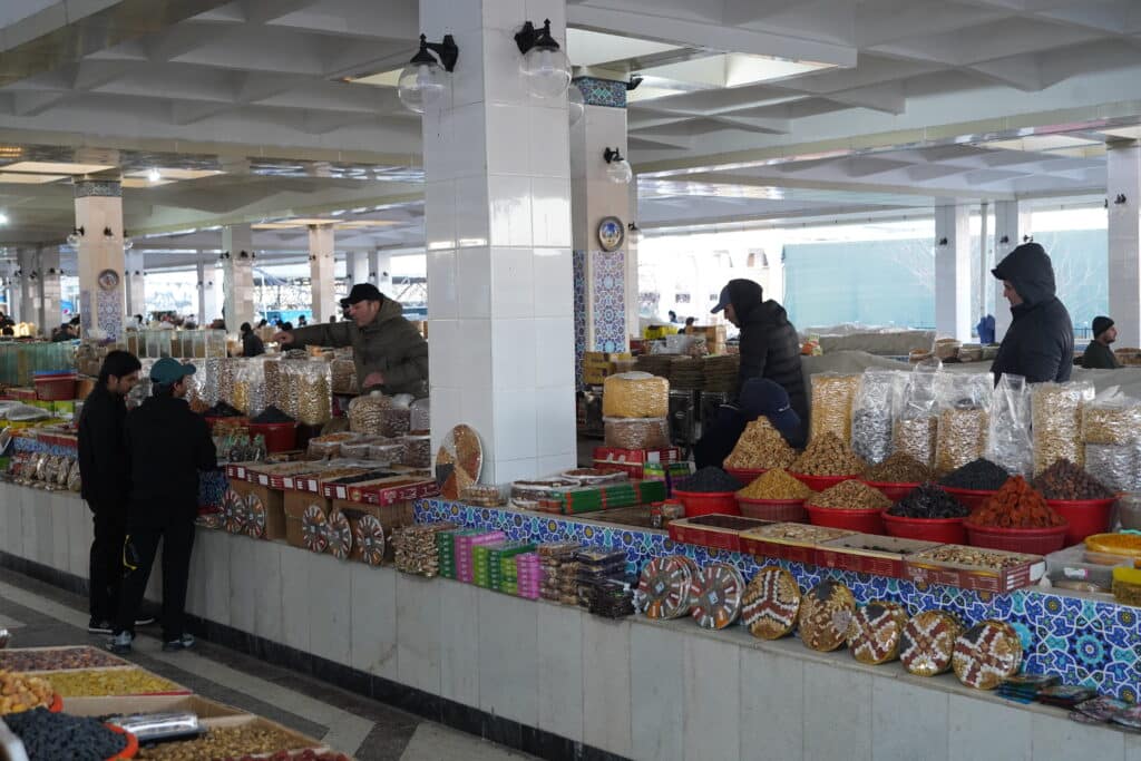 Uzbekistan_market
