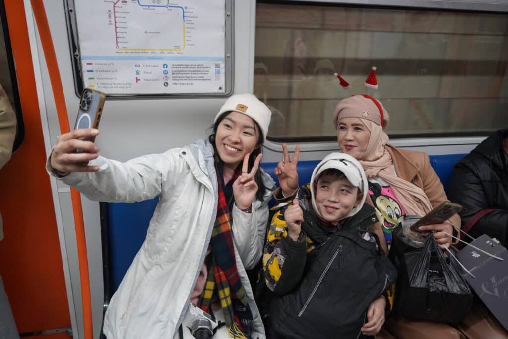 Uzbekistan_tourist_metro