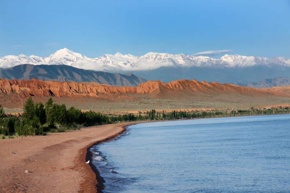 lake_issyk_kul_Kyrgyzstan