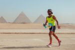 在世界奇蹟旁起跑！🏃‍♂️ 2026 金字塔馬拉松，挑戰 10K/21K，與古文明並肩奔馳。